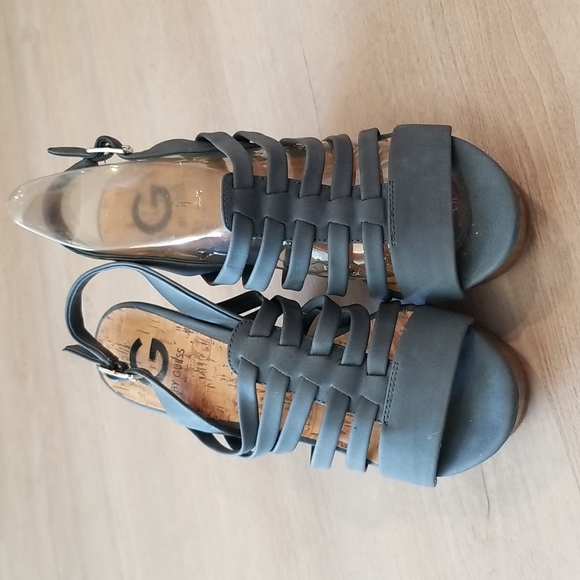 EUC G by GUESS Women's Seany Washed Denim/Jayne Nubuck Sandal Size 8.5 - Picture 4 of 10